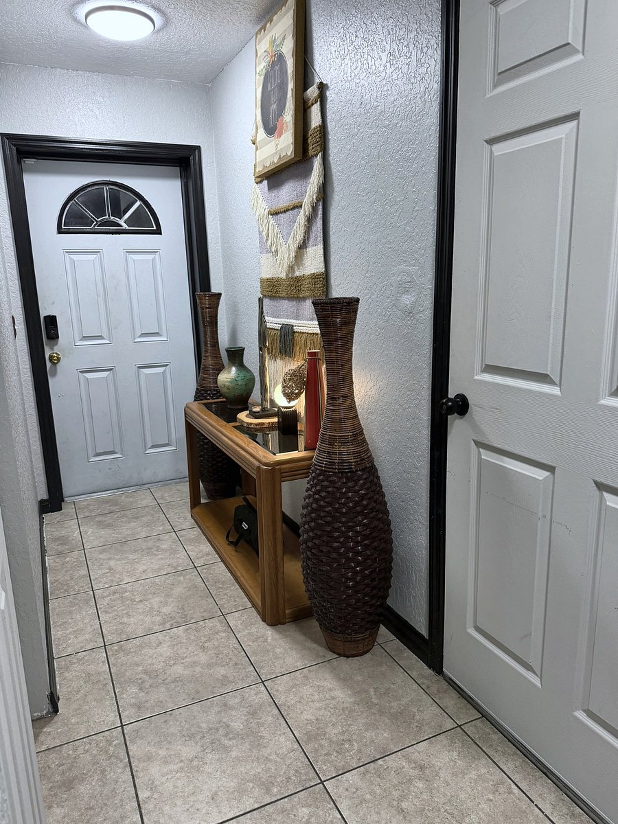 Furnished Finder property 1030822_1 photo 3