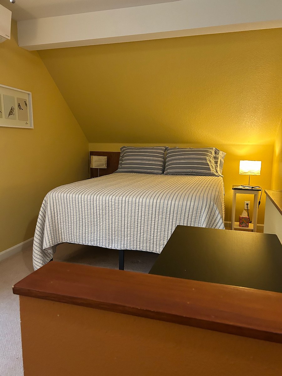 Queen Bed