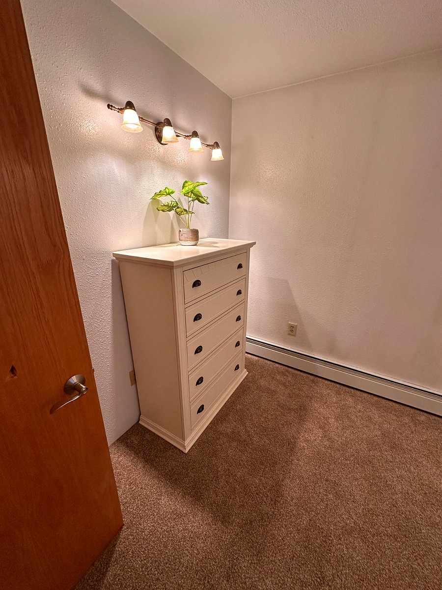 Furnished Finder property 1030868_1 photo 2