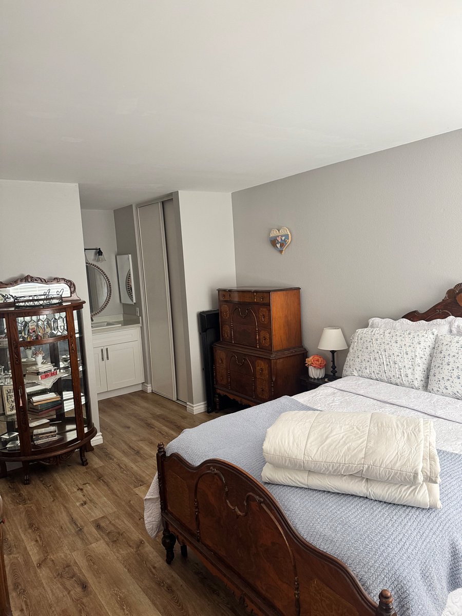Furnished Finder property 1030878_1 photo 3
