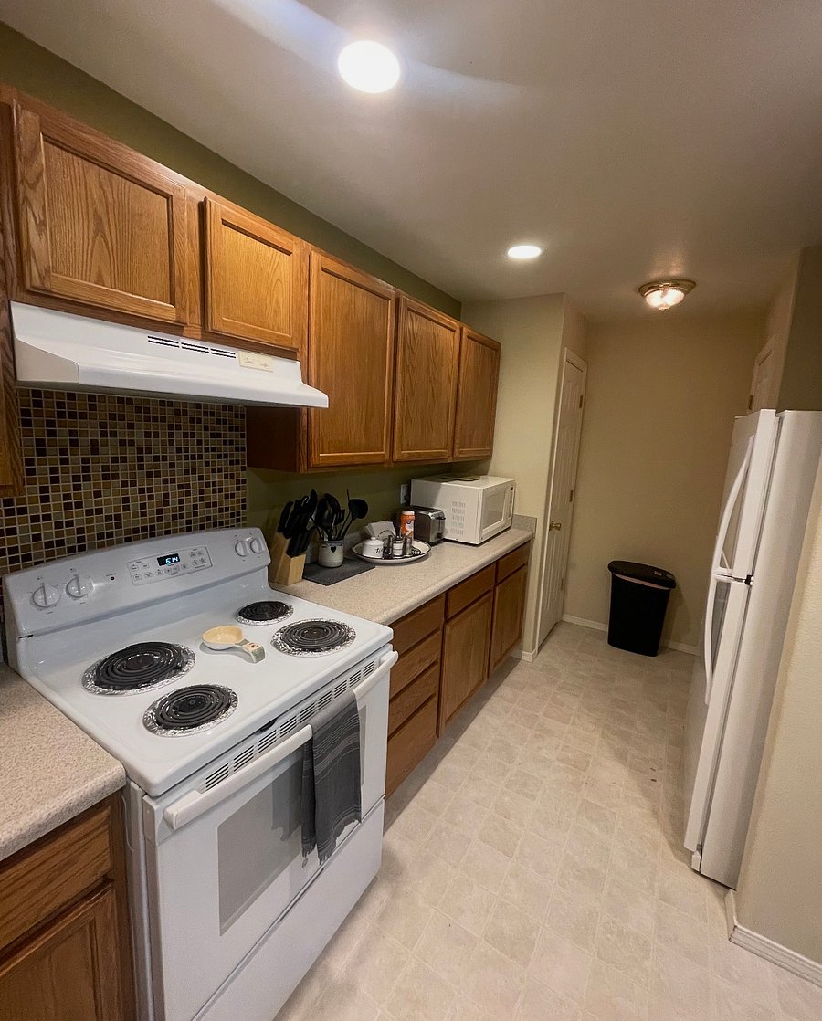 Furnished Finder property 1030879_1 photo 3