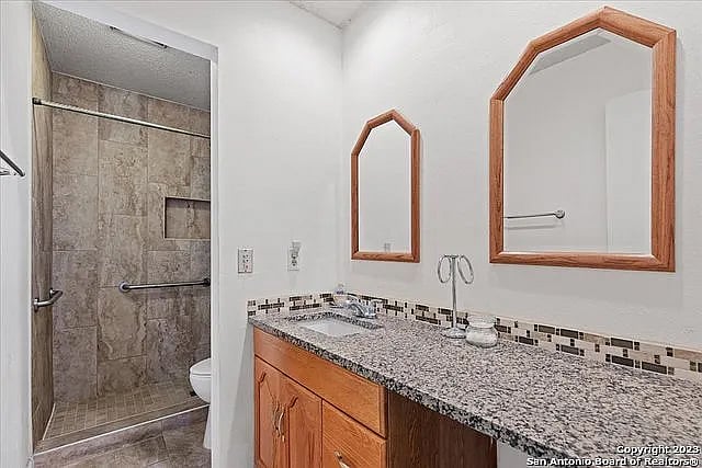 Furnished Finder property 1030880_1 photo 11