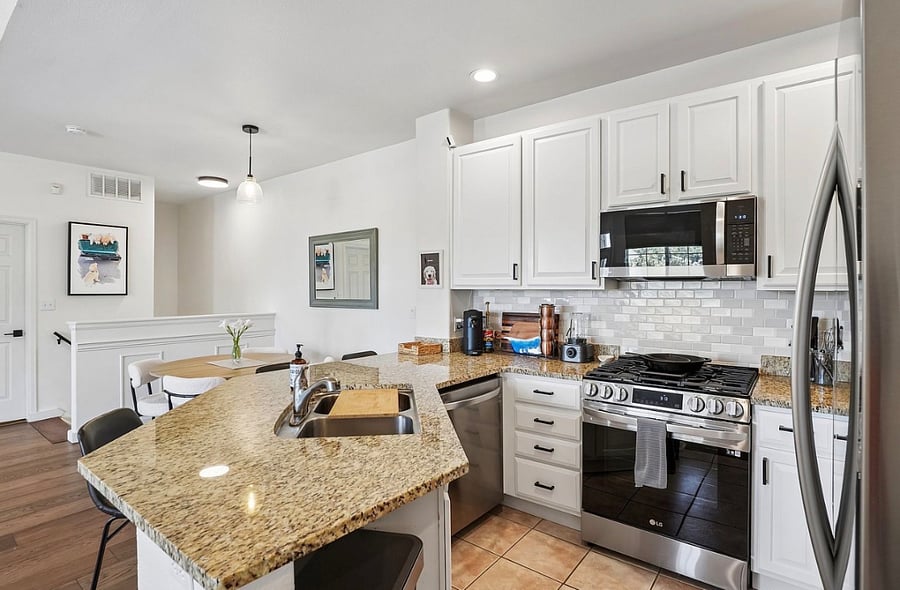 Furnished Finder property 1030893_1 photo 4