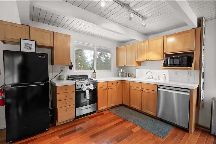 Furnished Finder property 1030914_1 photo 17