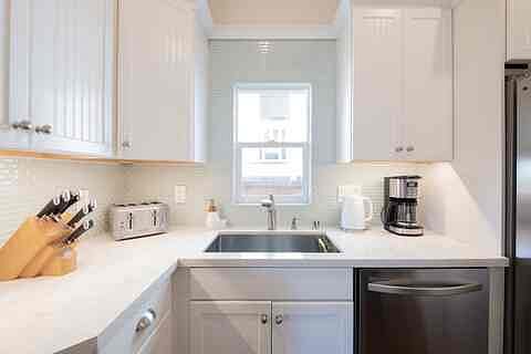 Furnished Finder property 1030928_1 photo 3
