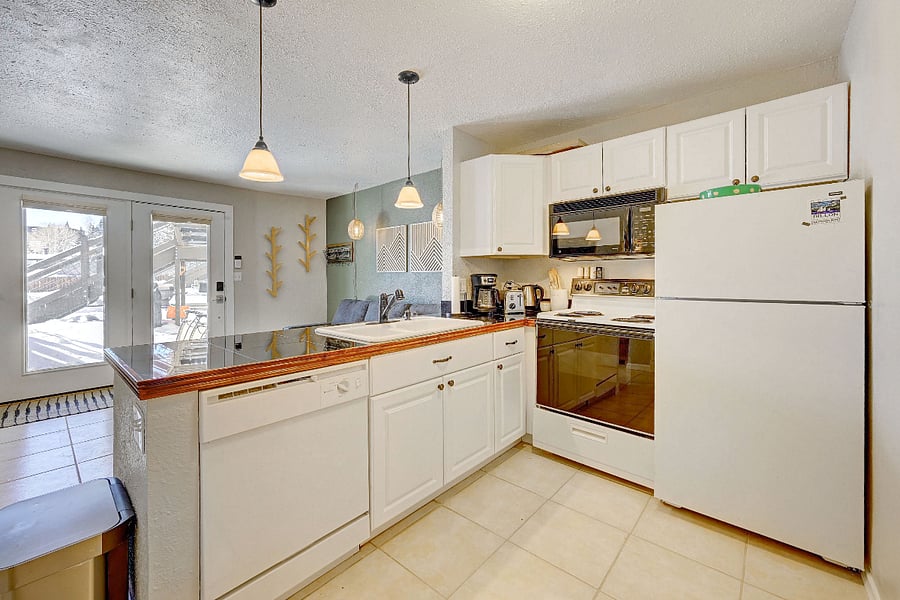 Furnished Finder property 1030932_1 photo 13