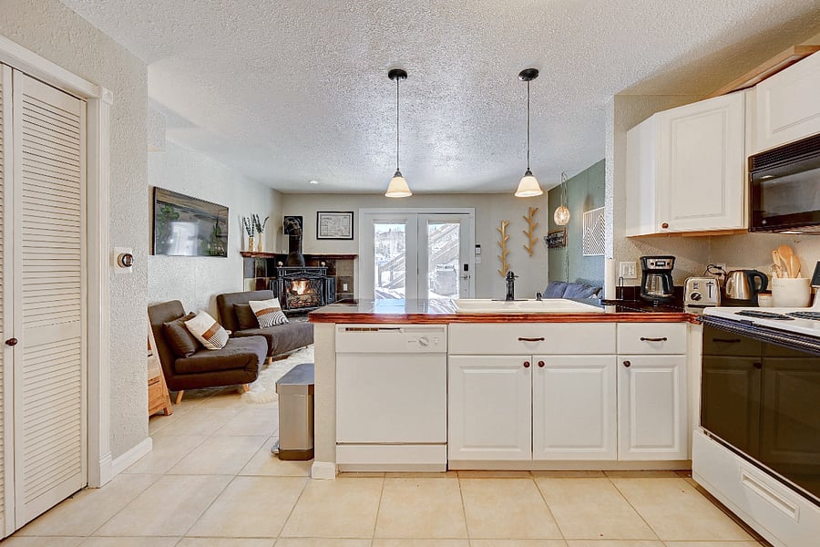 Furnished Finder property 1030932_1 photo 14