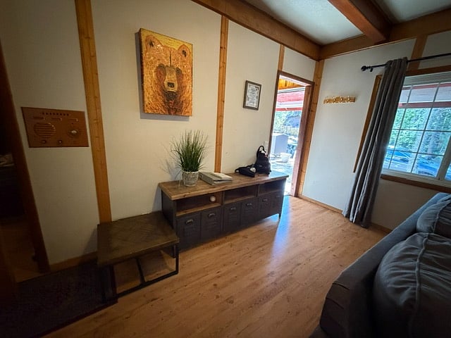 Furnished Finder property 1030947_1 photo 4