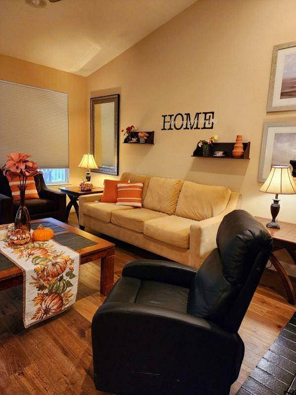 Furnished Finder property 1030953_1 photo 2