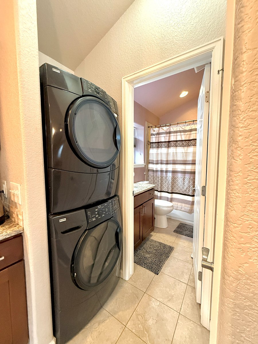 Furnished Finder property 1031002_1 photo 10