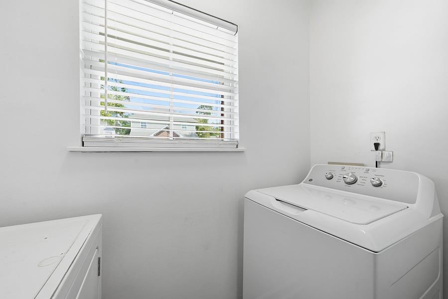 Furnished Finder property 1031020_2 photo 4