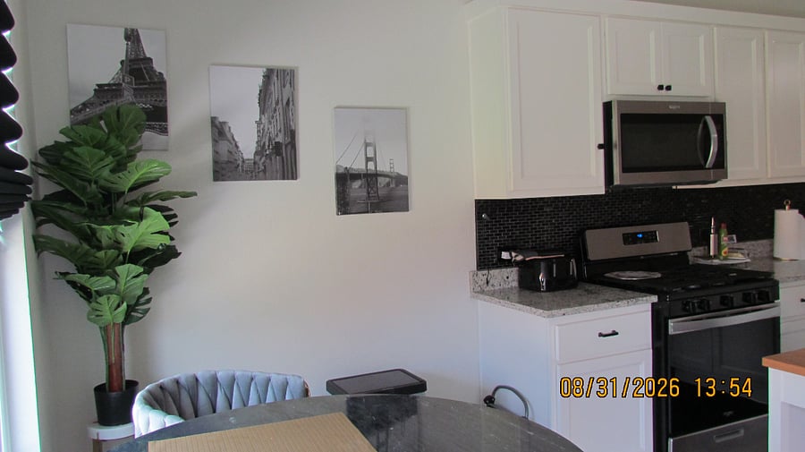 Furnished Finder property 1031028_1 photo 12