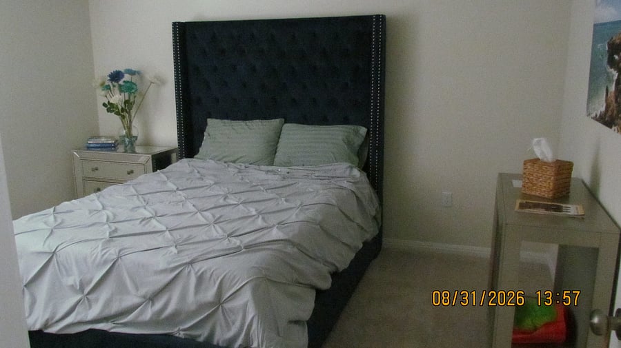 Upstairs Queen Bed