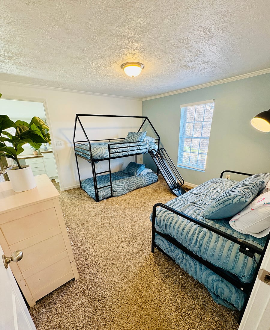 Furnished Finder property 1031054_1 photo 14