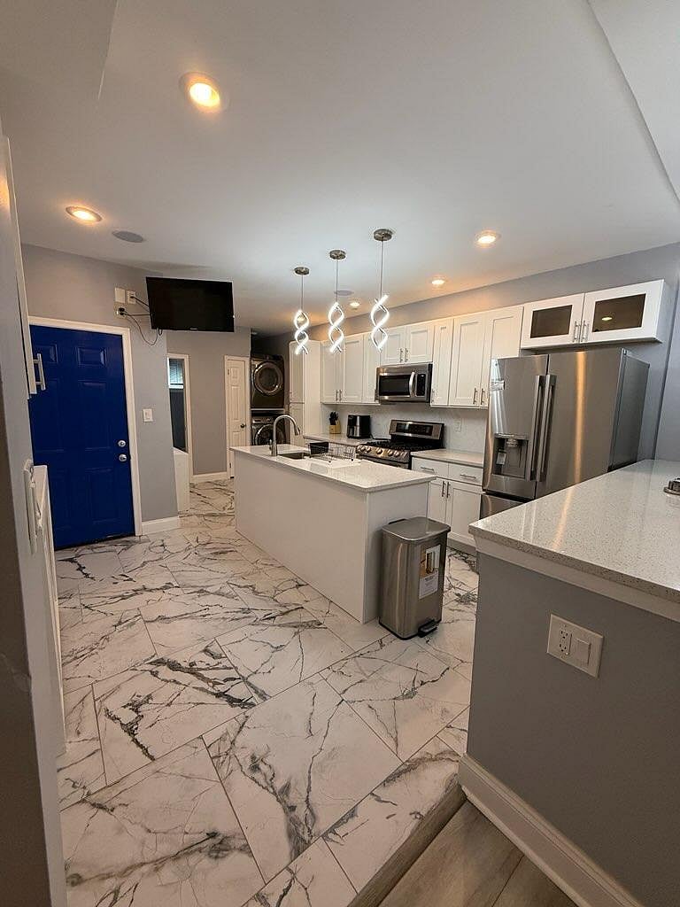 Furnished Finder property 1031092_1 photo 4