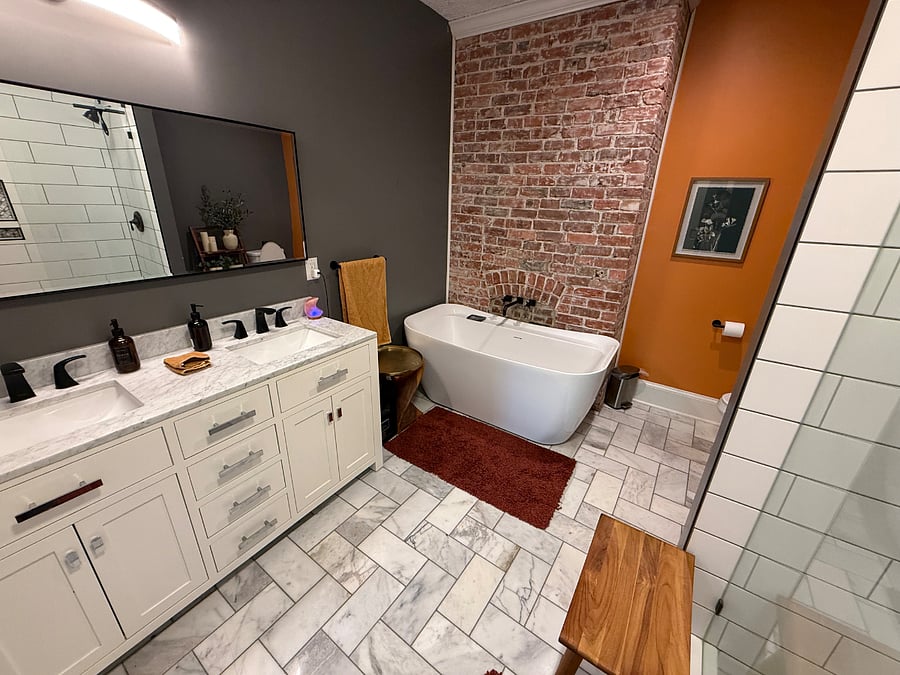 Private Bathroom - comes with portable heater