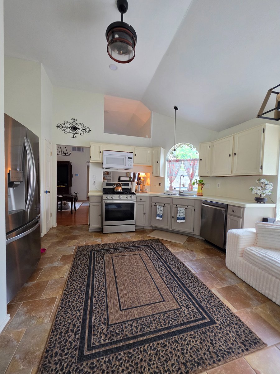 Furnished Finder property 1031125_1 photo 8