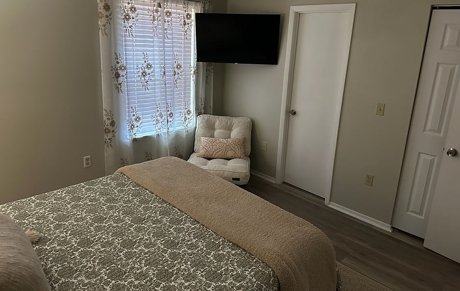 Furnished Finder property 1031128_1 photo 9