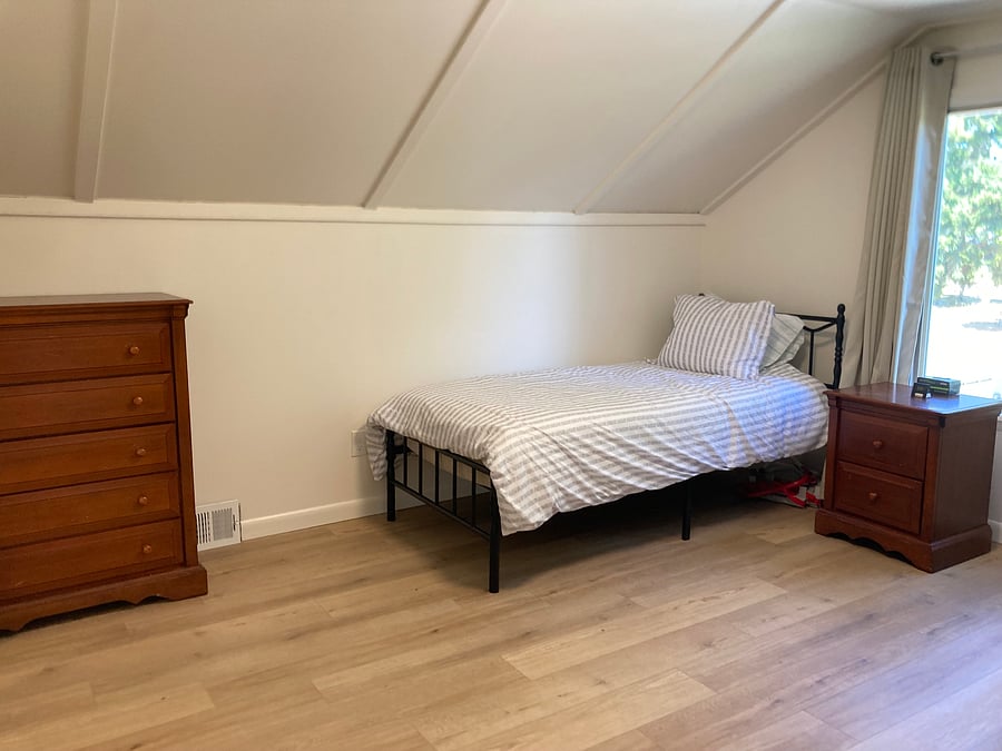 Lilac Room