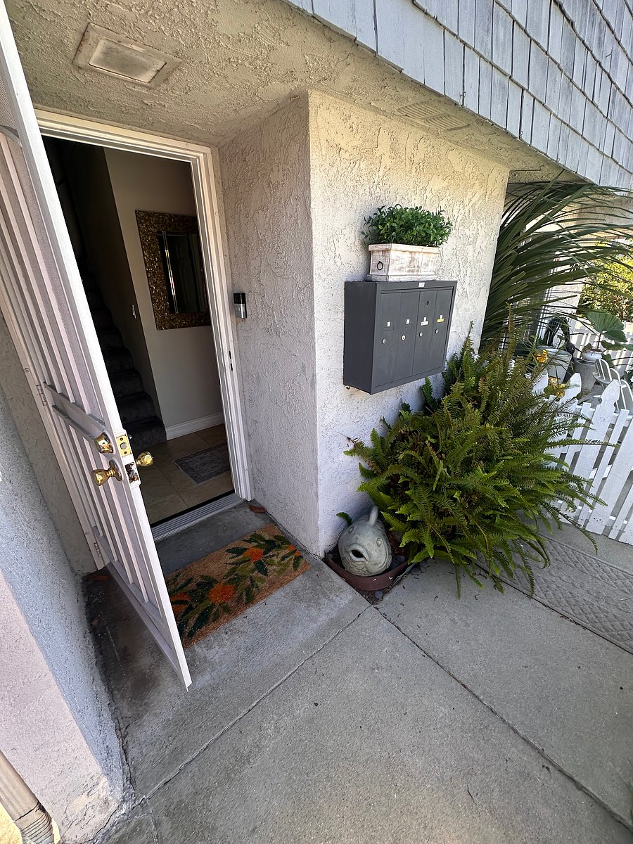 Furnished Finder property 1031153_1 photo 3