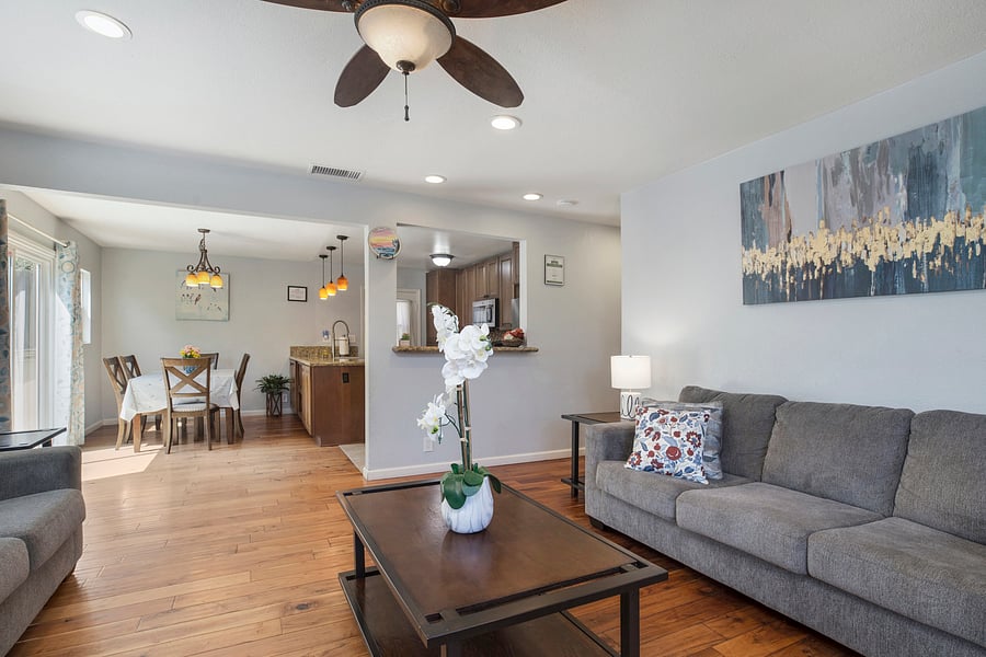 Relax in the comfort of this house after a day at the Beach. Permit #str21-1275