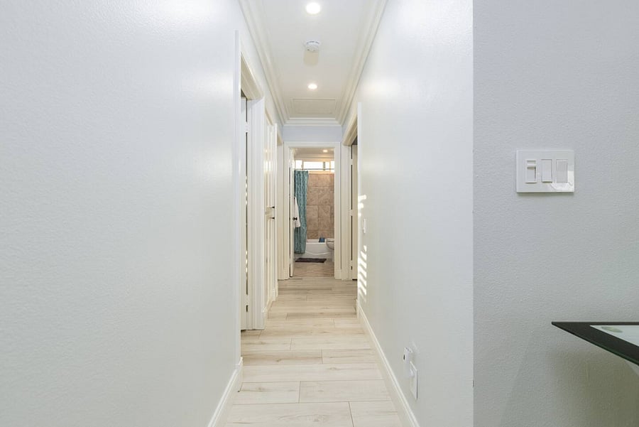 Hallway to the bedroom area