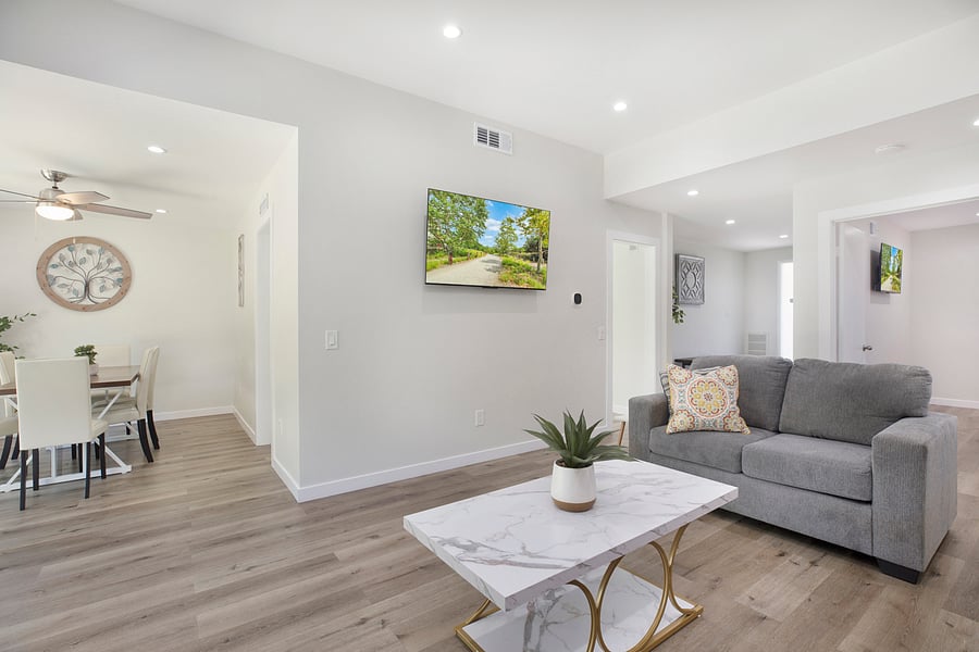 Stream live/recorded channels/shows using the WiFi-connected smart TVs.