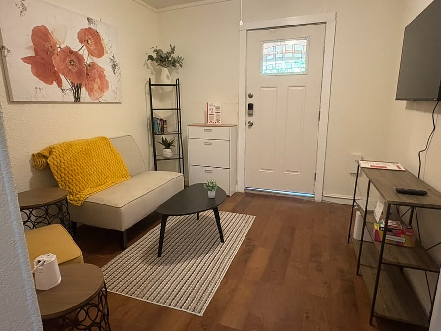Furnished Finder property 1031185_1 photo 3