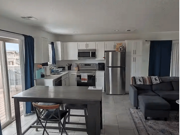 Furnished Finder property 1031270_1 photo 3