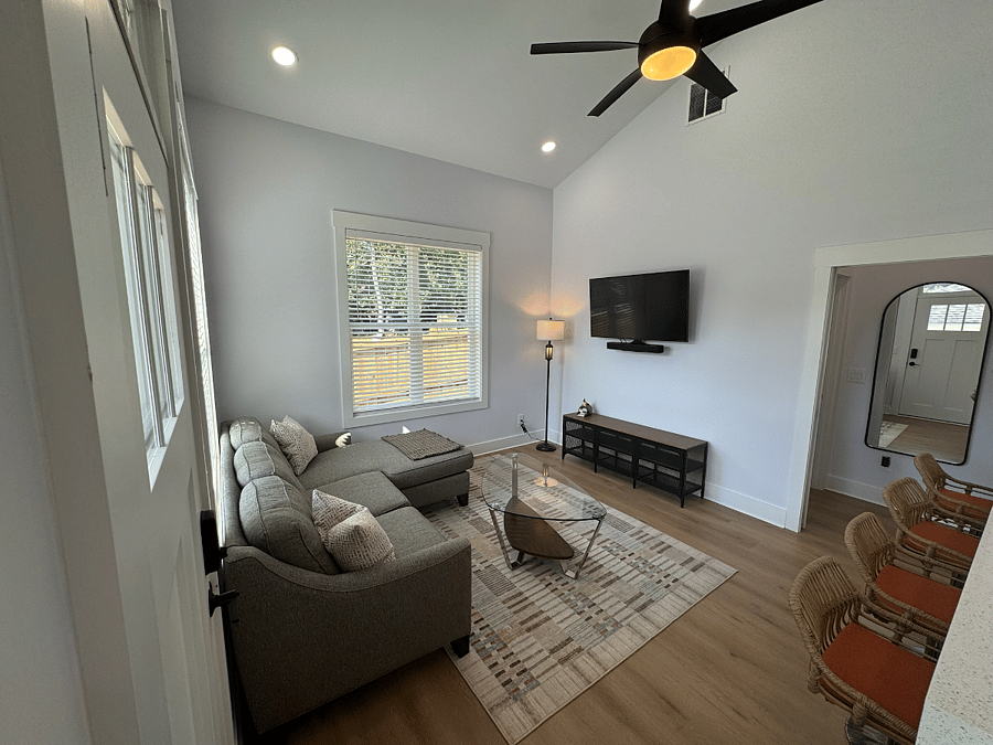 Furnished Finder property 1031278_1 photo 5