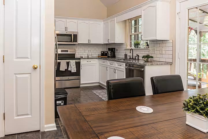 Furnished Finder property 1031311_1 photo 14