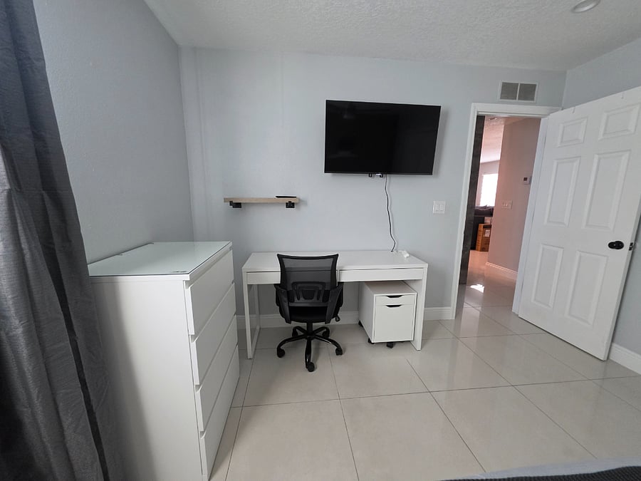 BEDROOM 3