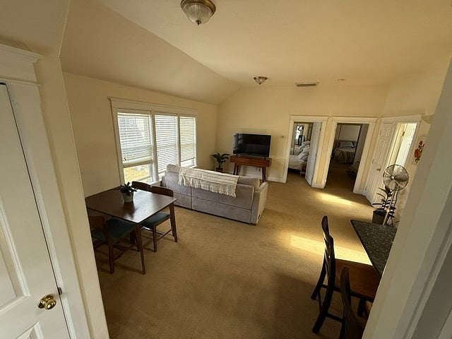 Furnished Finder property 1031349_1 photo 5