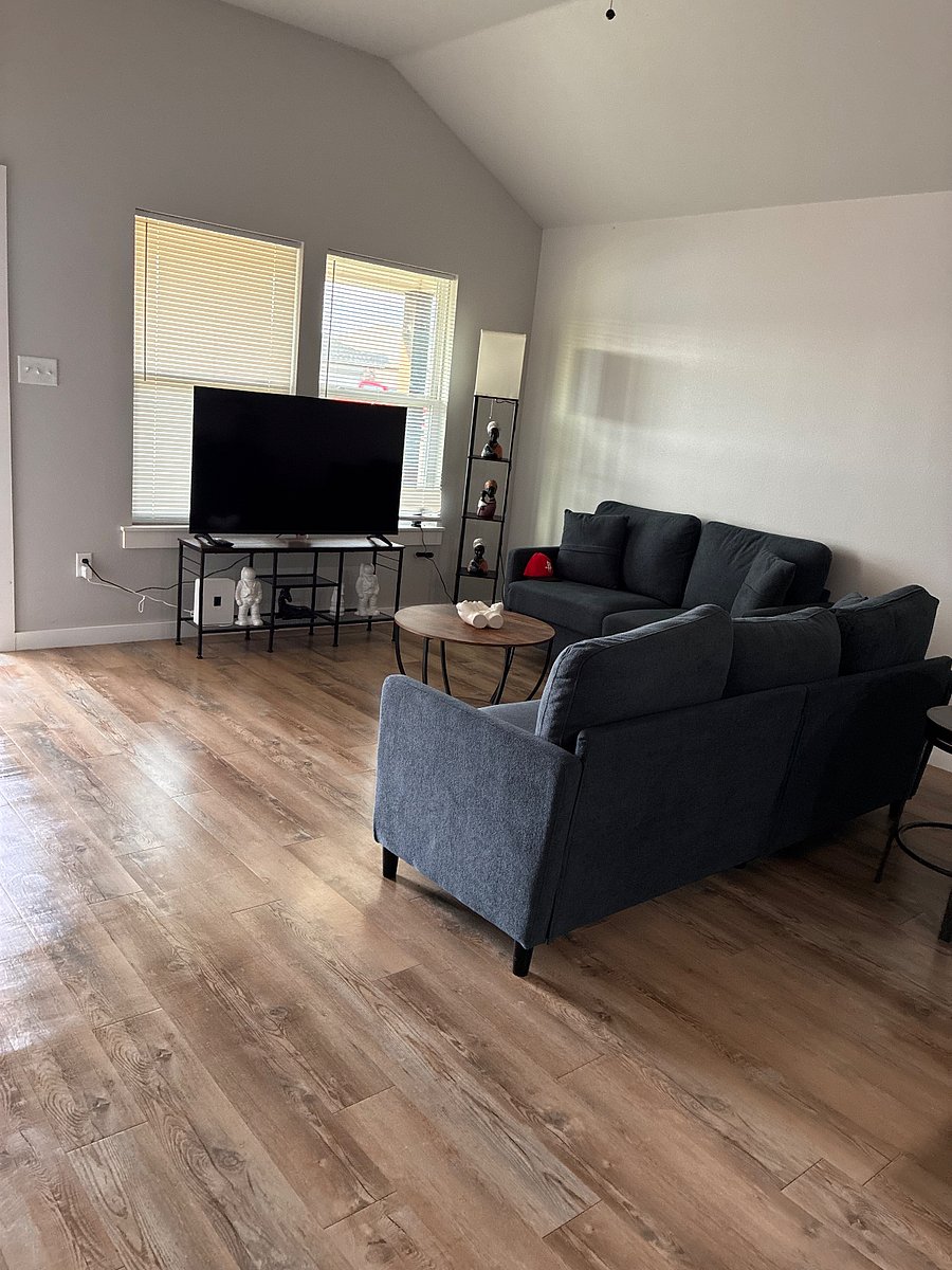 Furnished Finder property 1031379_1 photo 2