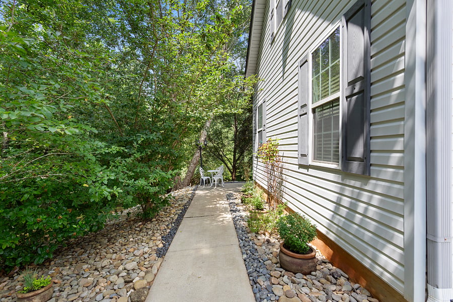 Furnished Finder property 1031406_1 photo 11