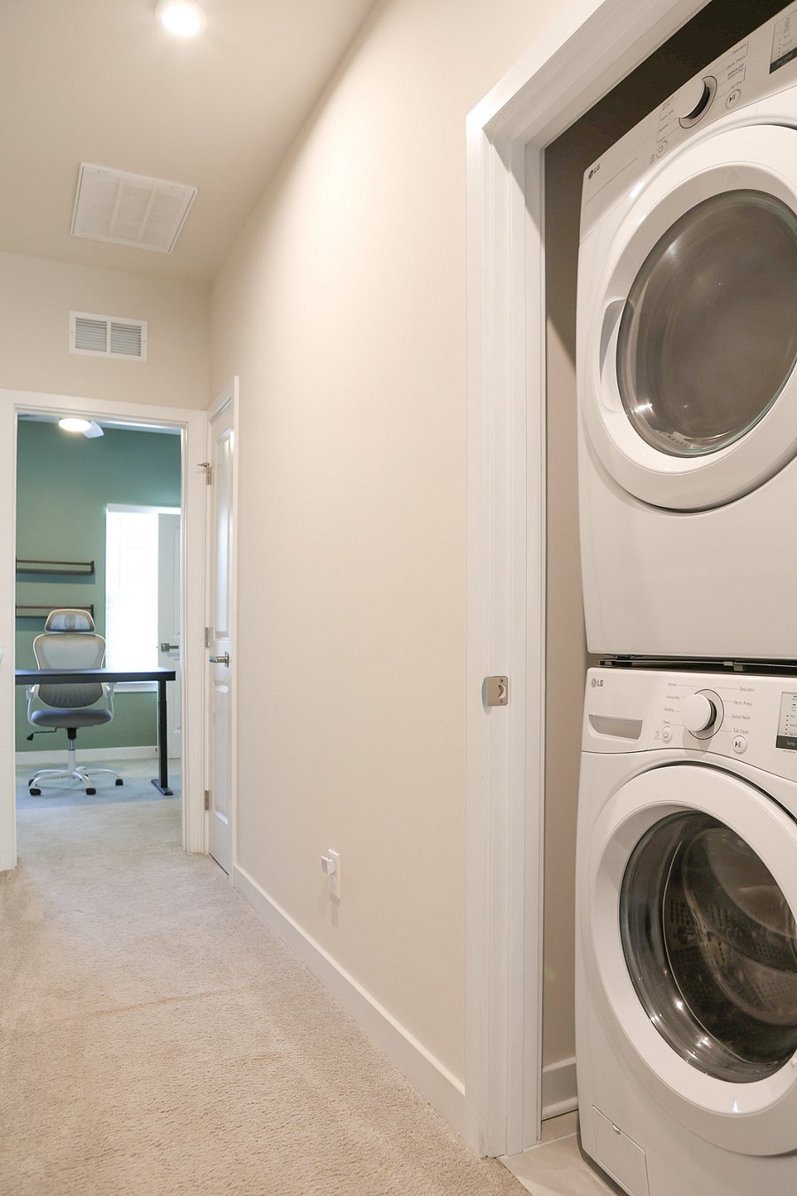 Furnished Finder property 1031417_1 photo 16