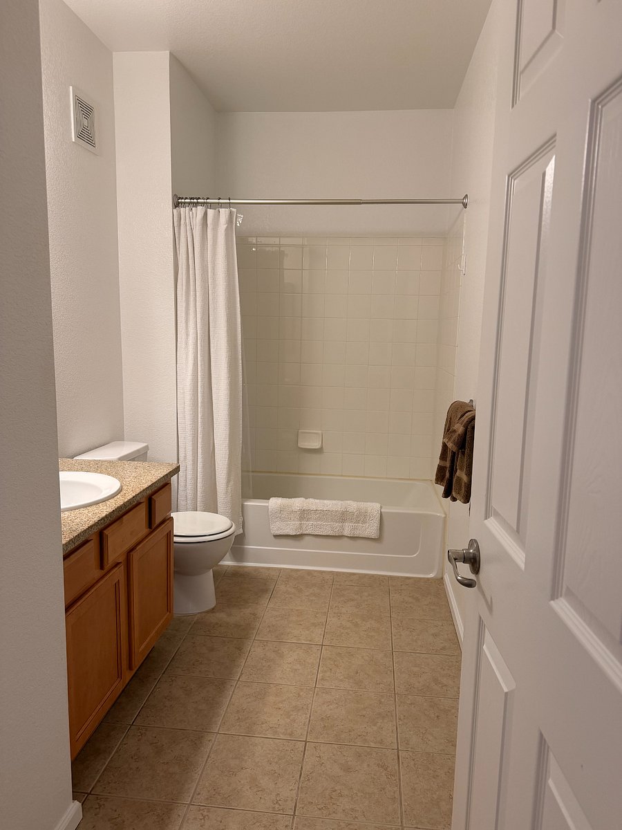 2nd bathroom
