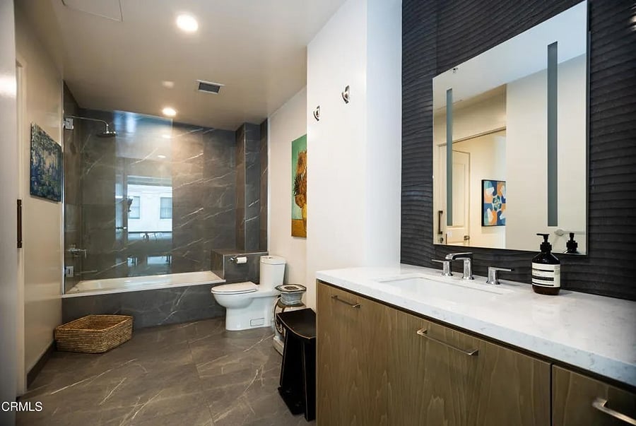 Furnished Finder property 1031488_1 photo 4