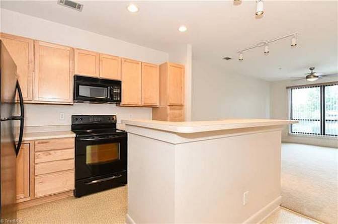 Furnished Finder property 1031495_1 photo 8