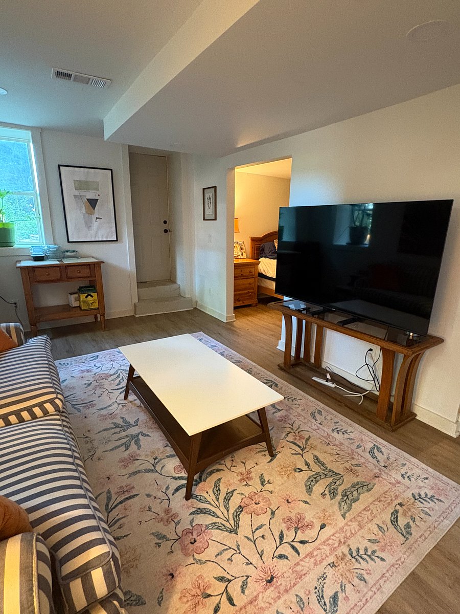 Furnished Finder property 1031500_1 photo 3