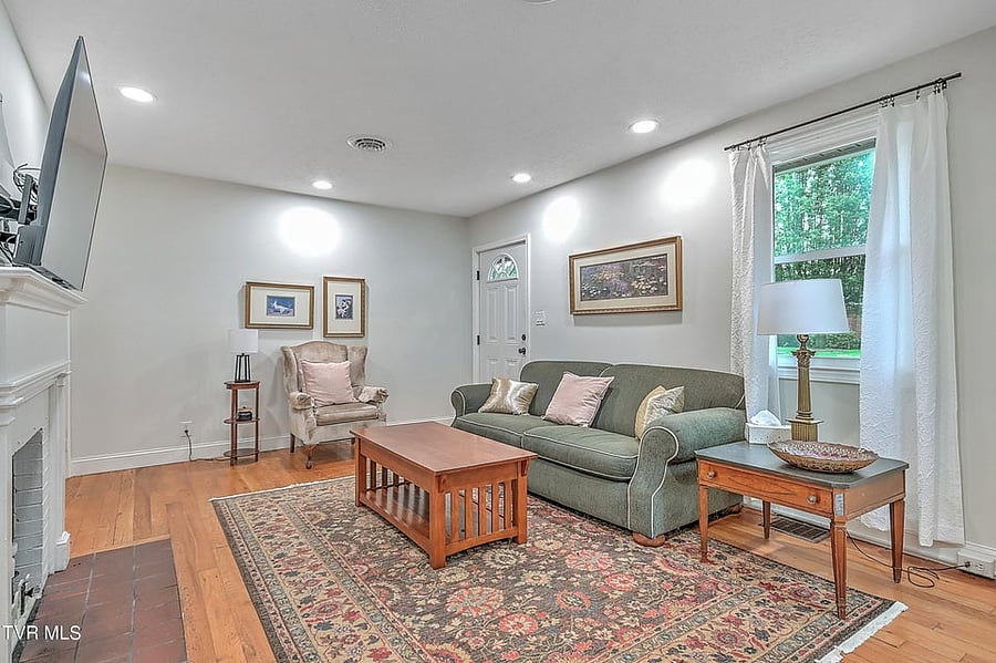 Furnished Finder property 1031515_13 photo 3