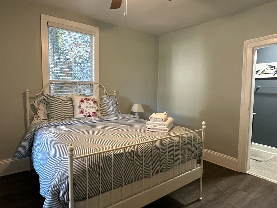 Queen Bedroom 1 w/ en suite