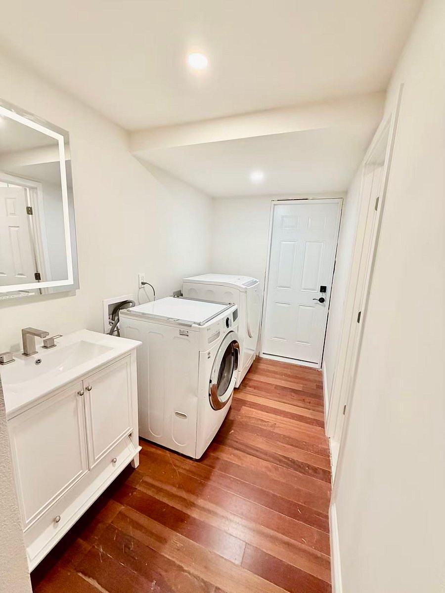 Furnished Finder property 1031601_1 photo 12