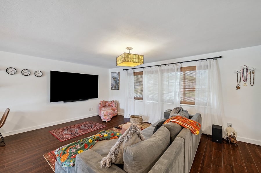Furnished Finder property 1031626_1 photo 31