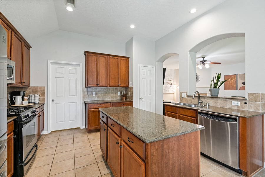 Furnished Finder property 1031630_1 photo 8