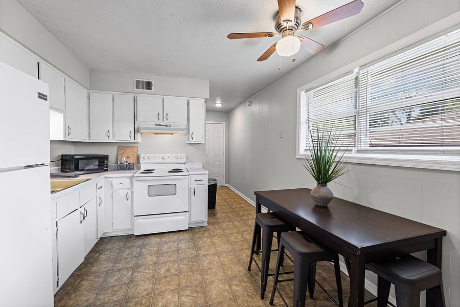 Furnished Finder property 1031649_1 photo 8