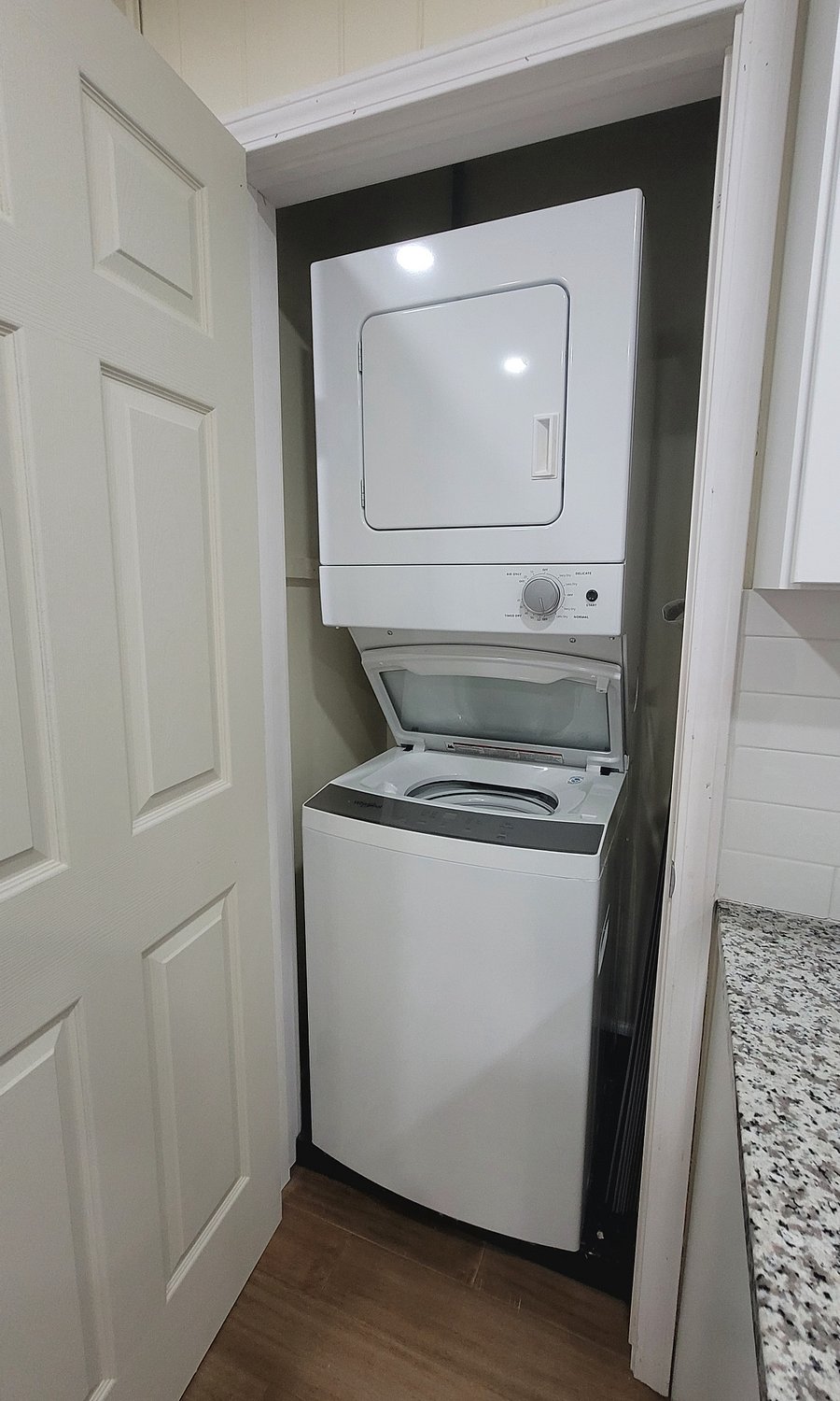 Furnished Finder property 1031671_1 photo 11