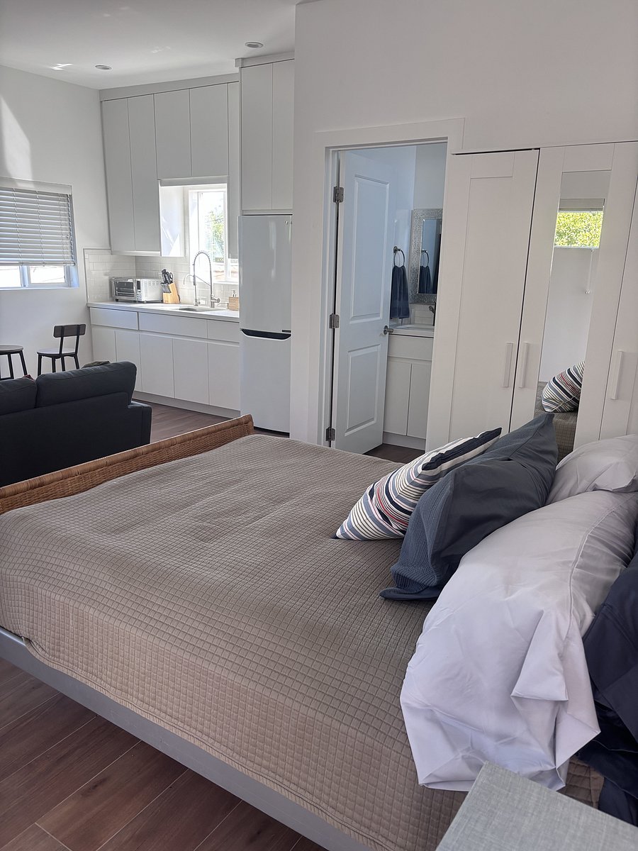 Furnished Finder property 1031701_1 photo 10