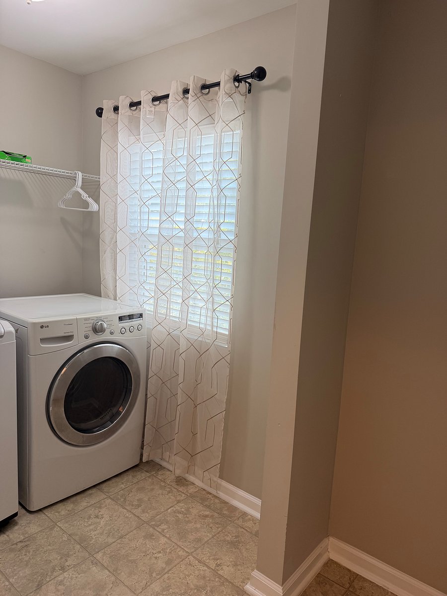 Furnished Finder property 1031710_1 photo 12