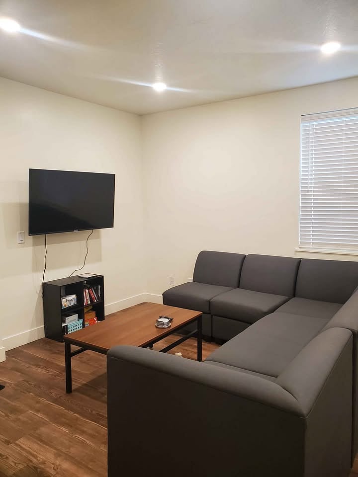 Furnished Finder property 1031737_1 photo 11